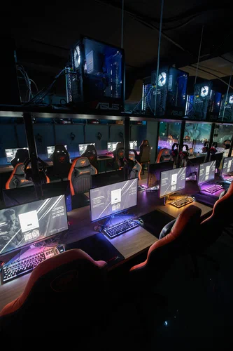 Major Premium Gaming — Toshkentdagi kompyuter klubi